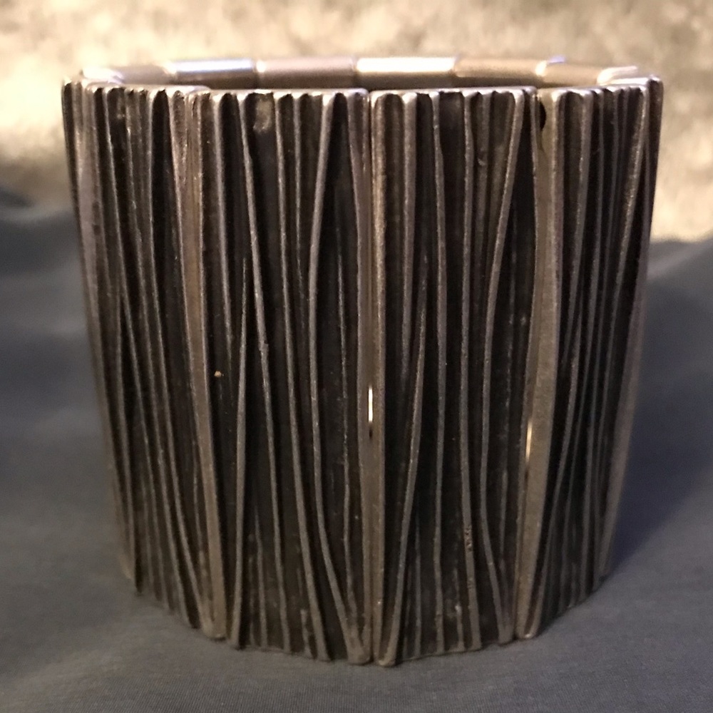 Metal stretch cuff bracelet